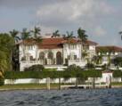 one of the many mansions you'll see on the Palm Beach Now & Then Tour